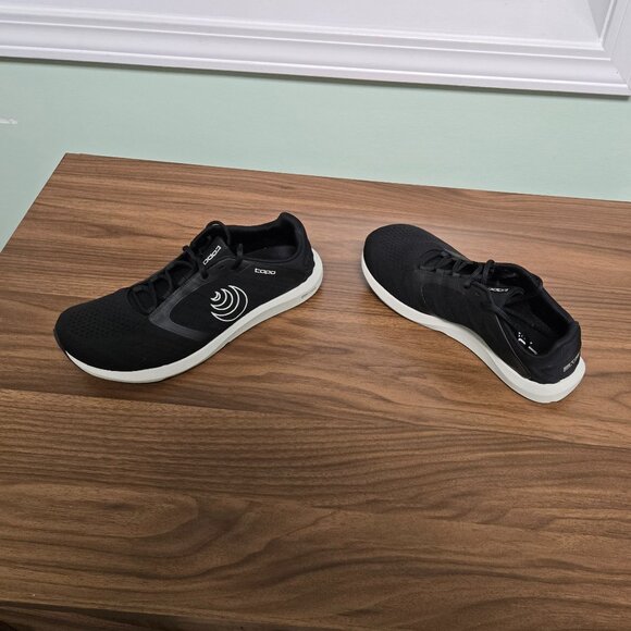 Topo Athletic ST-5, Women's 9, Black - Picture 7 of 9